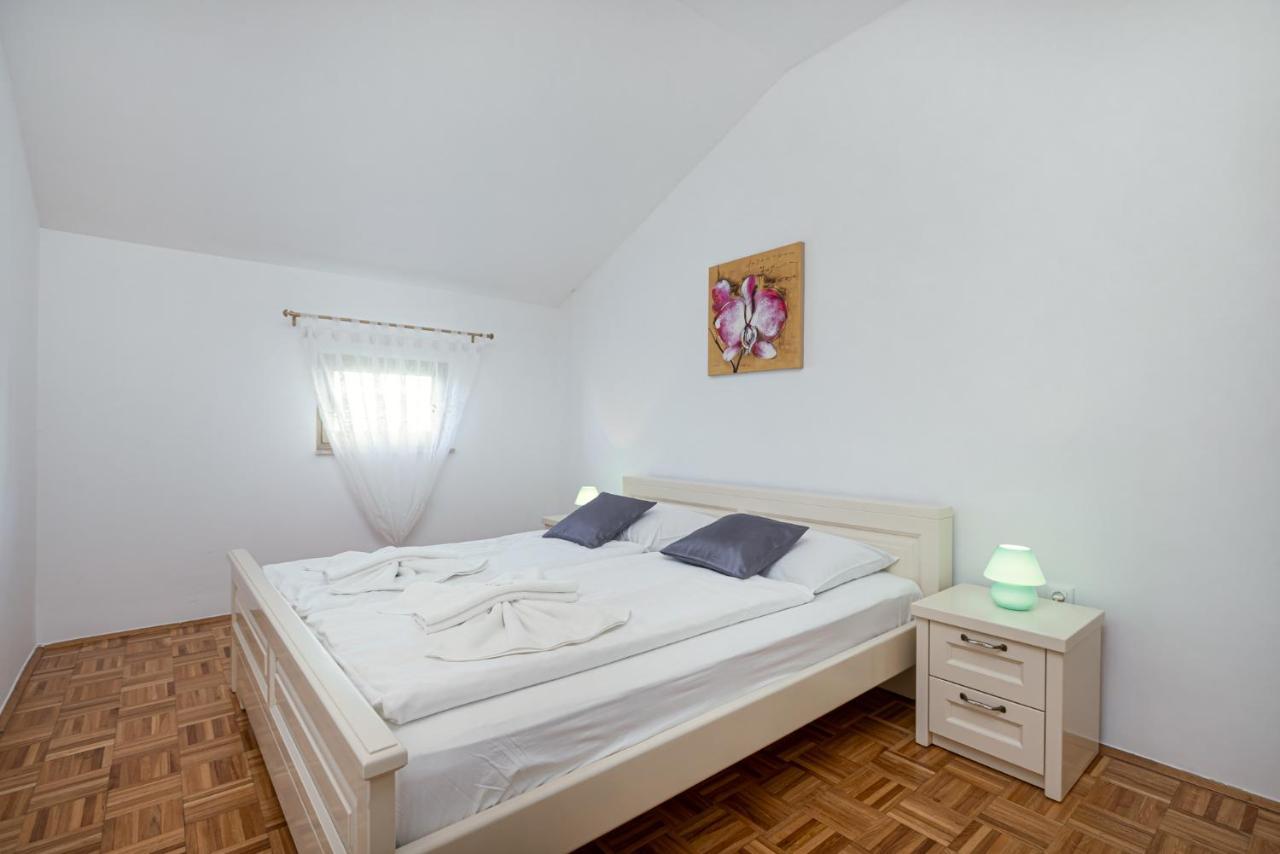 Apartamento Mima Poreč Exterior foto