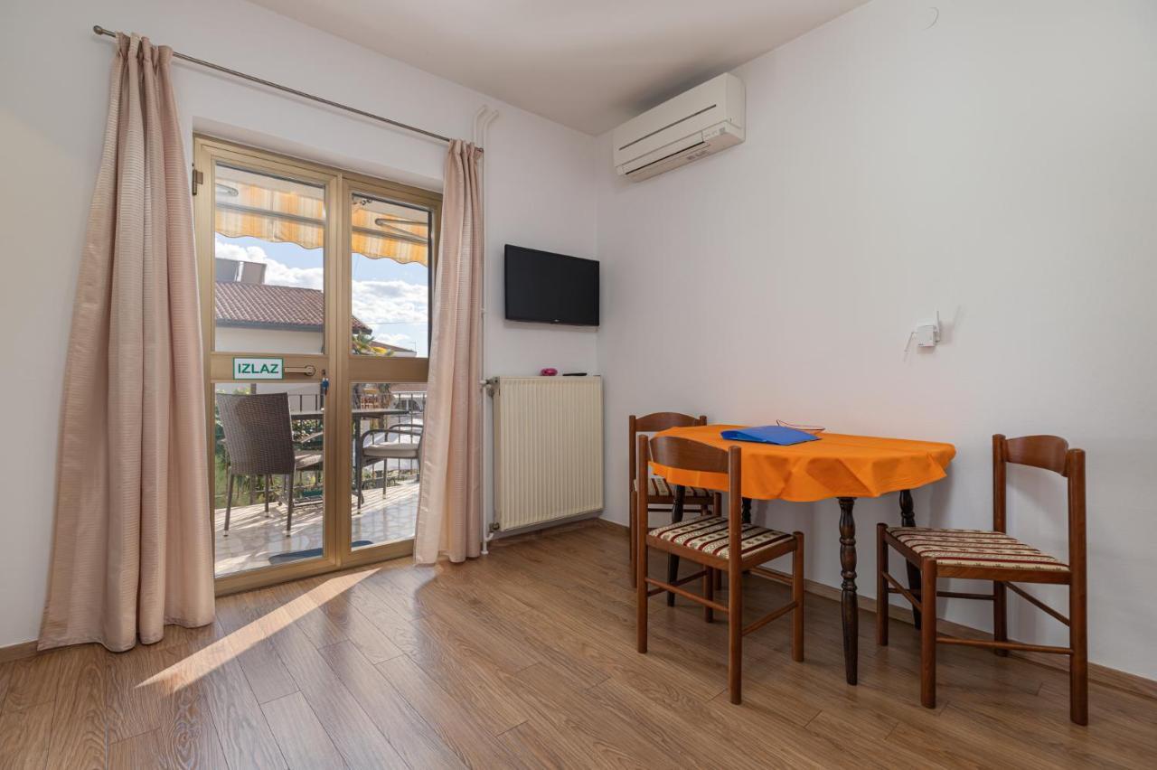 Apartamento Mima Poreč Exterior foto
