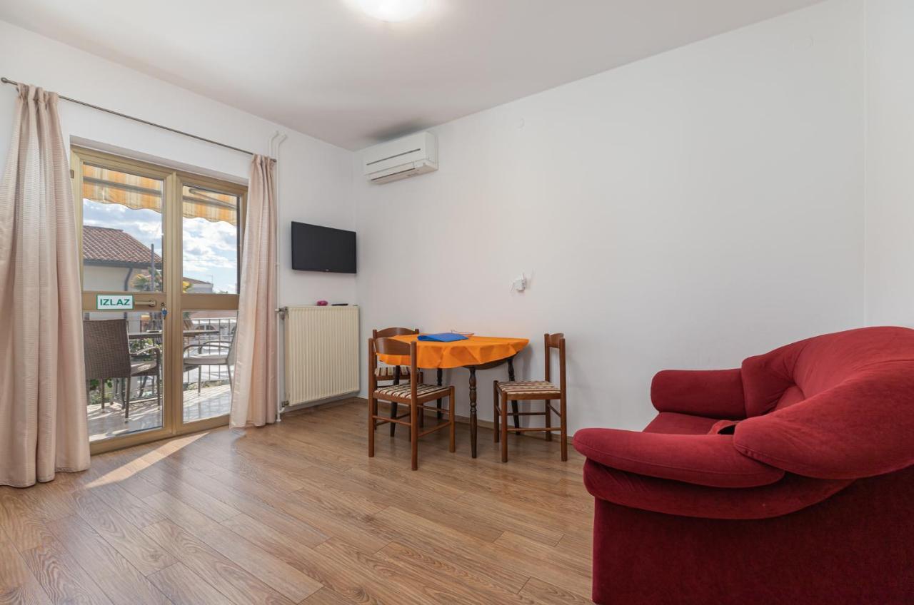 Apartamento Mima Poreč Exterior foto