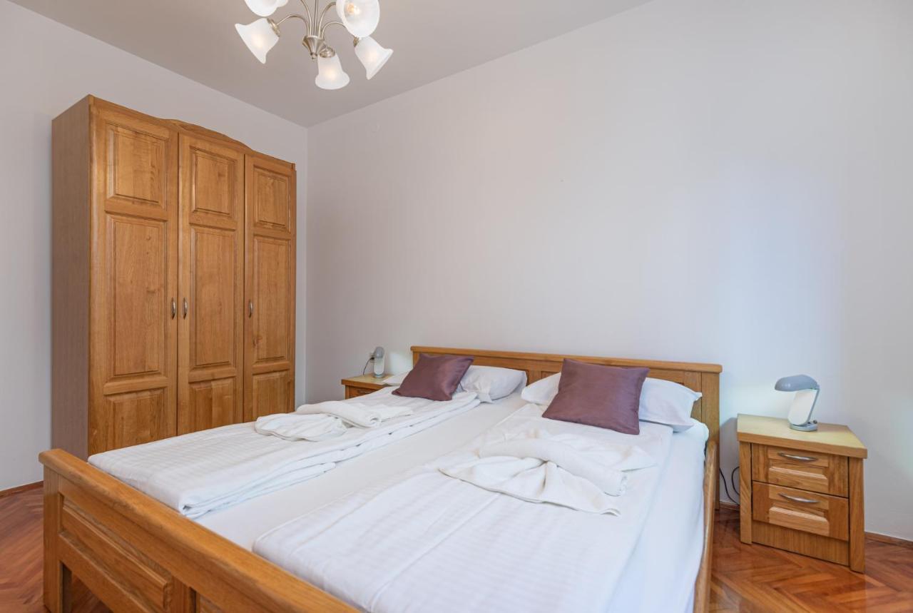 Apartamento Mima Poreč Exterior foto