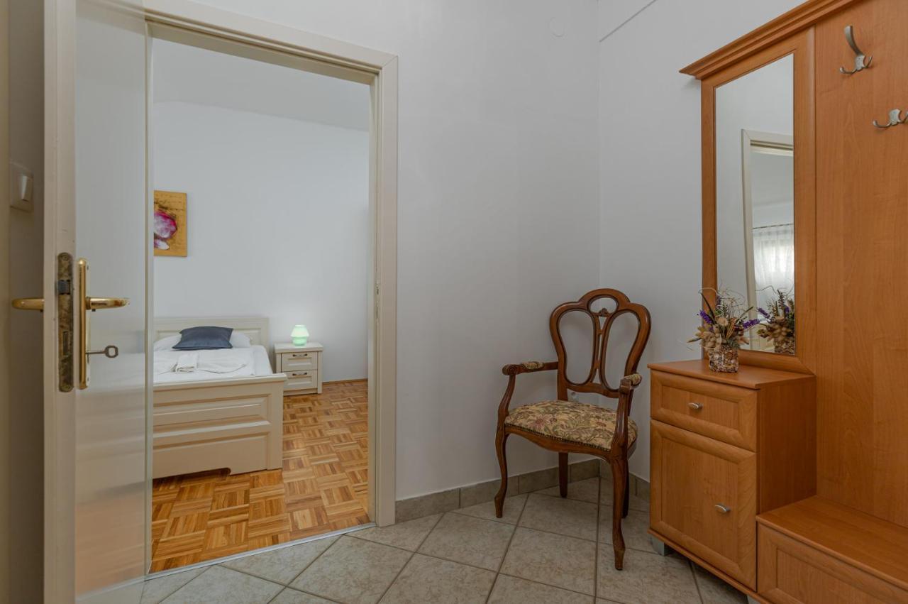 Apartamento Mima Poreč Exterior foto