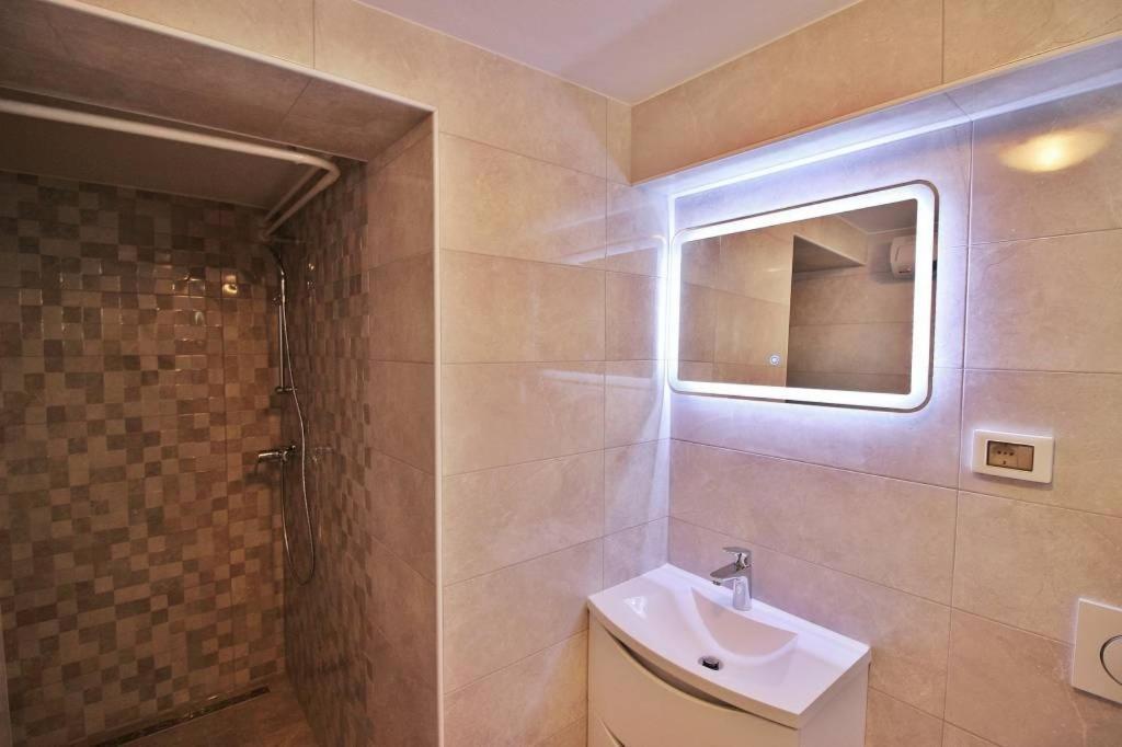 Apartamento Mima Poreč Exterior foto