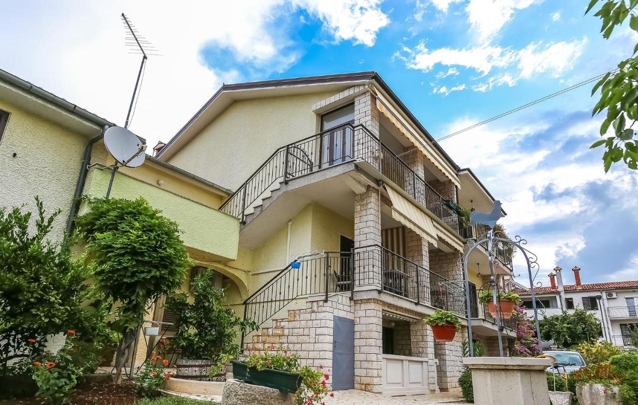 Apartamento Mima Poreč Exterior foto